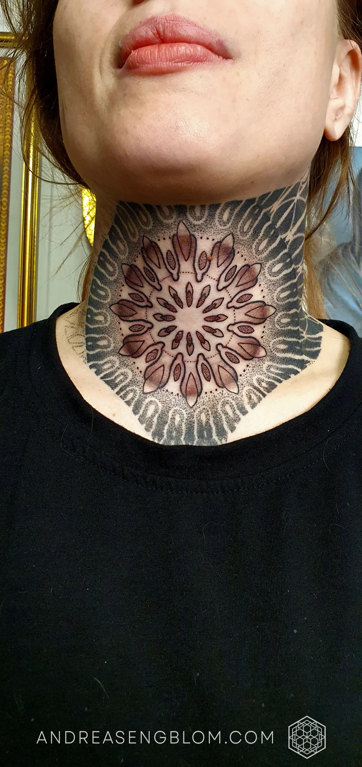 Mandala Hals & Strupe