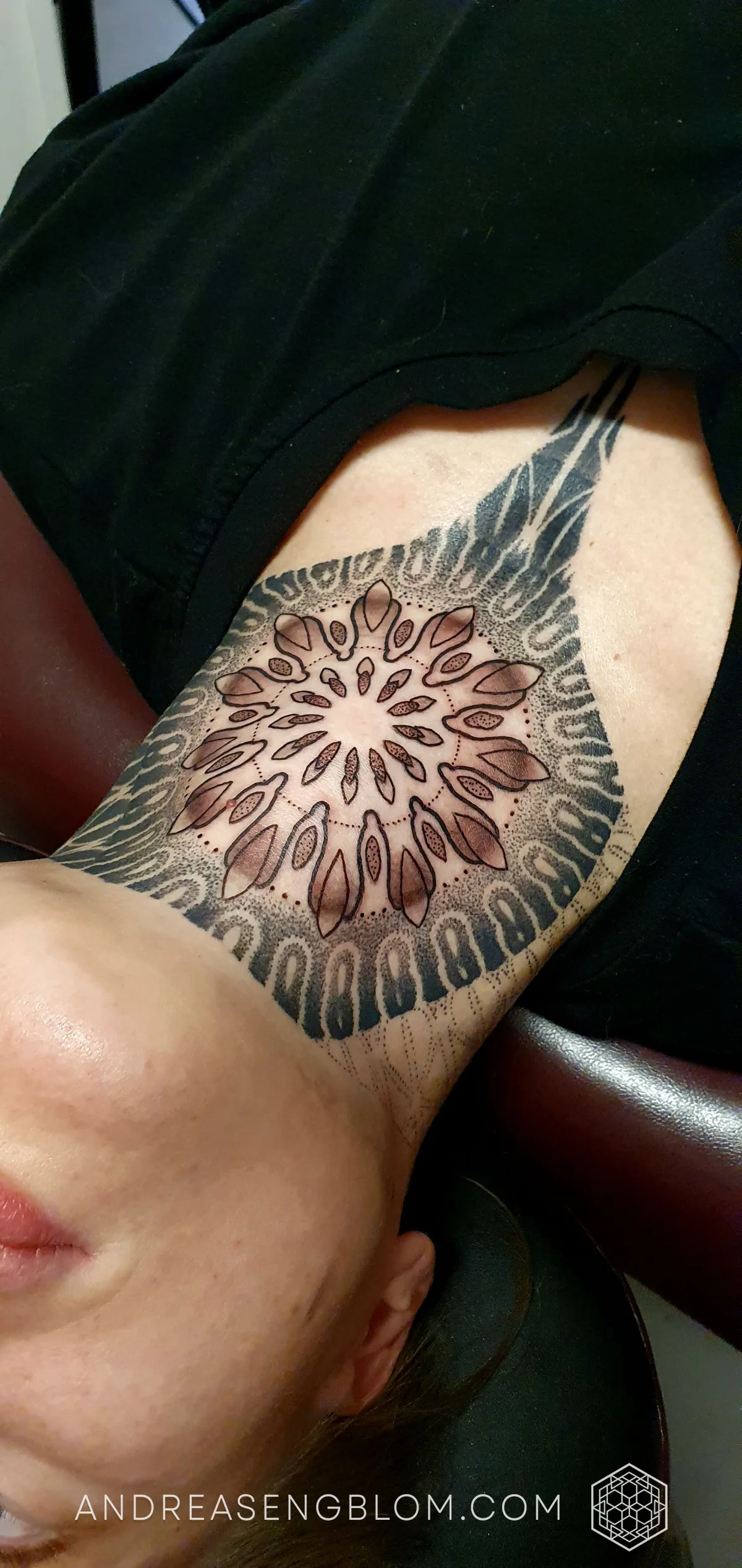 Mandala Hals & Strupe - bild 3